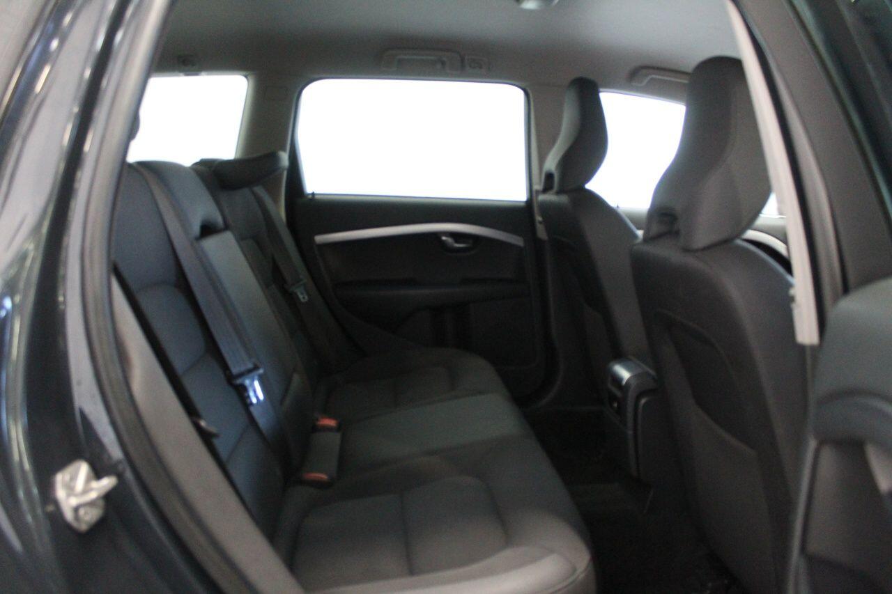 Volvo V70 view 53