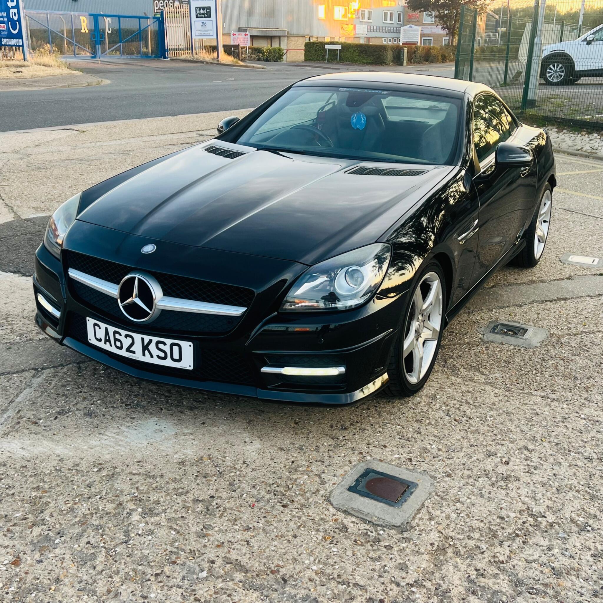Mercedes-Benz SLK view 5