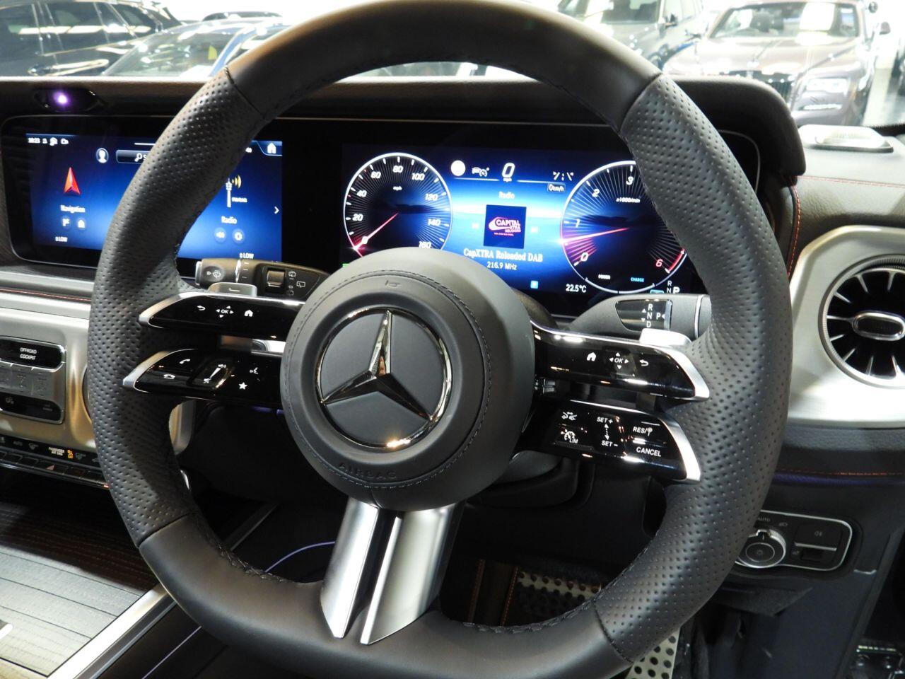 Mercedes-Benz G Class view 17