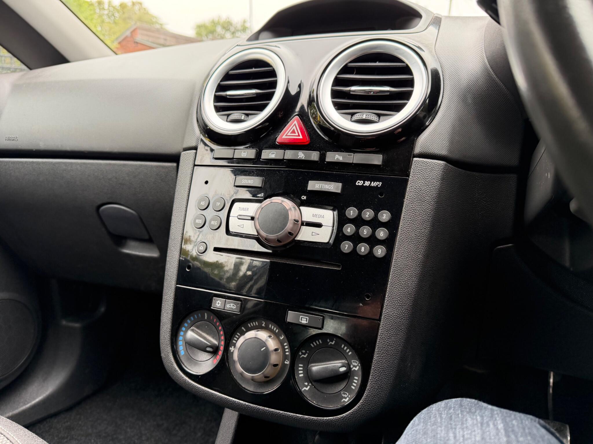 Vauxhall Corsa view 47