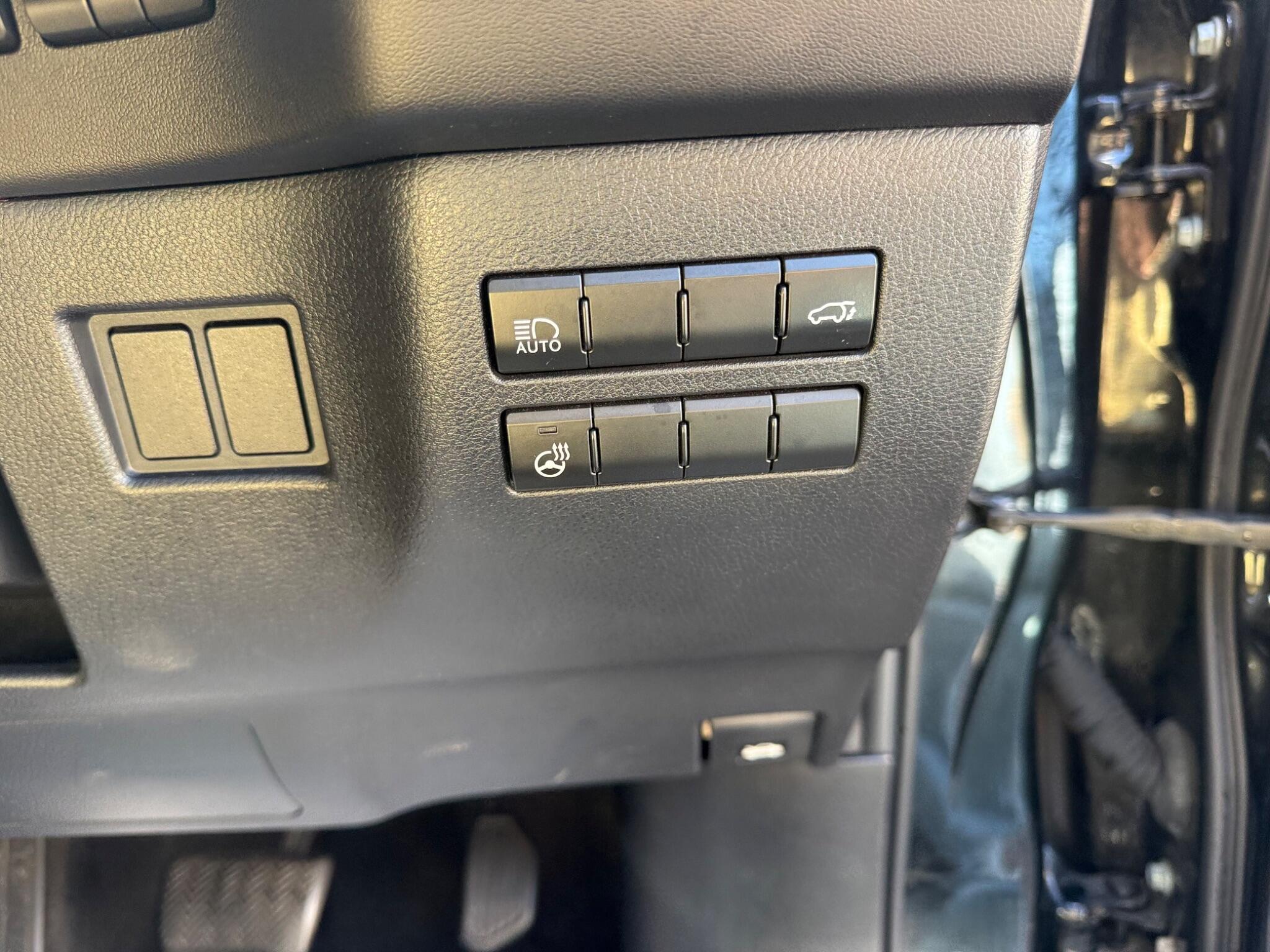 Lexus NX view 19