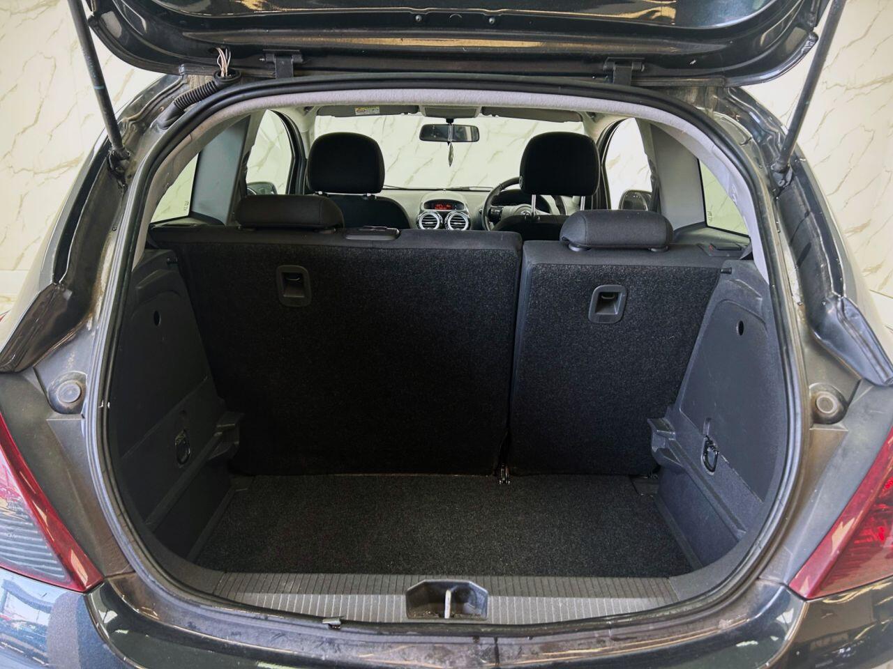 Vauxhall Corsa view 21