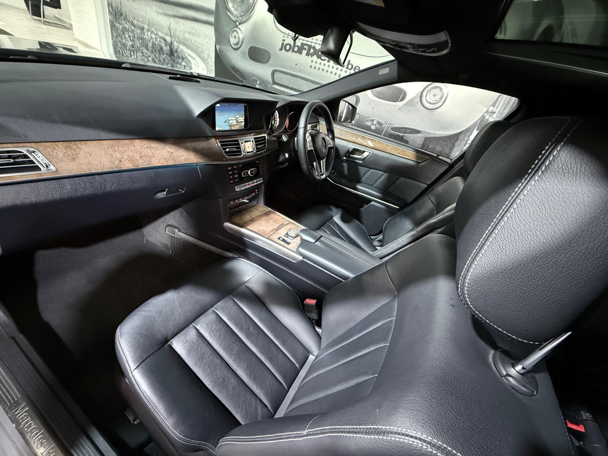 Mercedes-Benz E-Class view 6