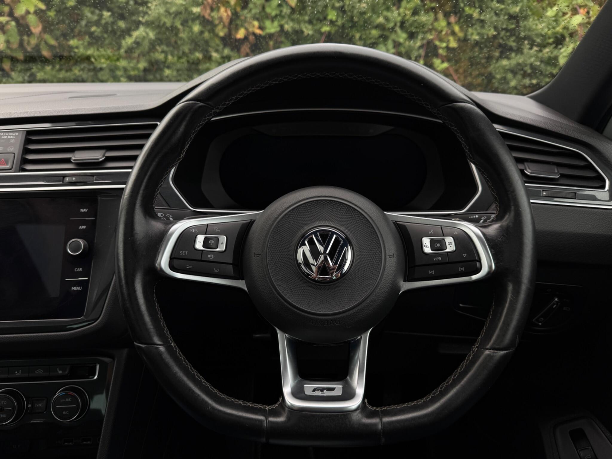Volkswagen Tiguan view 47