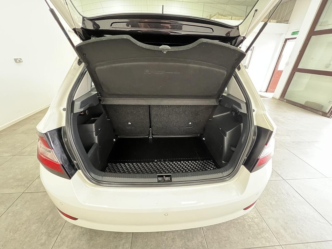 Skoda Fabia view 16
