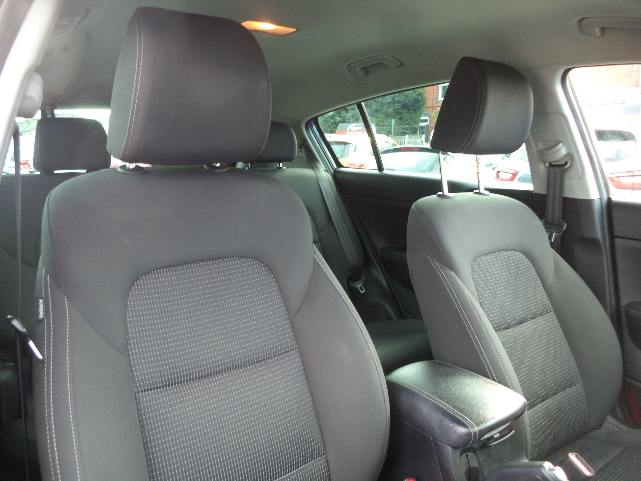 Kia Sportage view 29