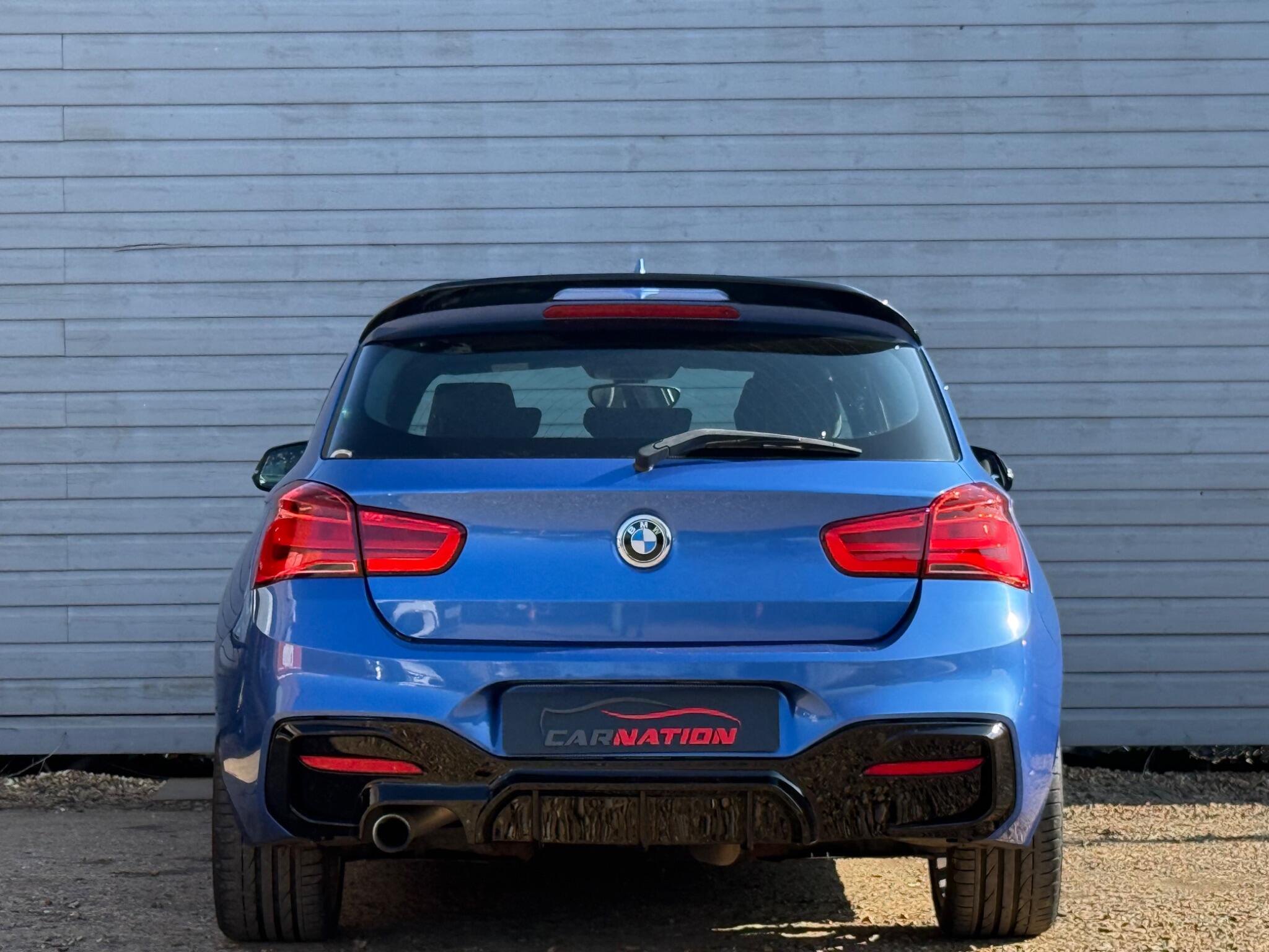 BMW 1 Series view 6