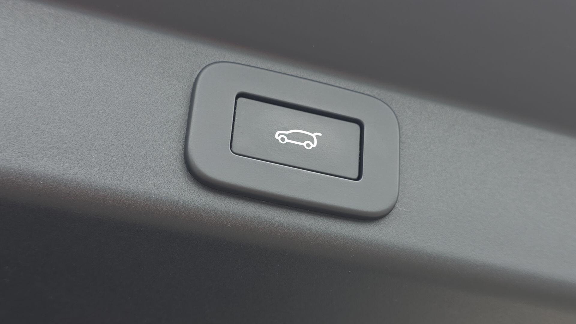Land Rover Range Rover Sport view 21