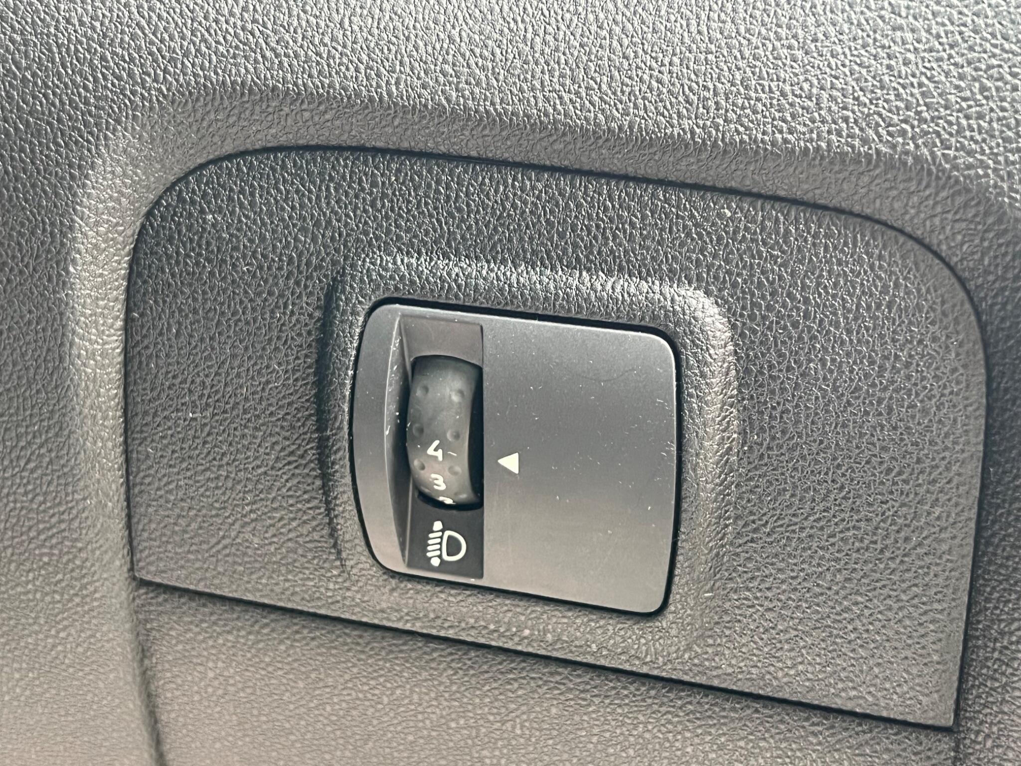 Renault Grand Scenic view 10