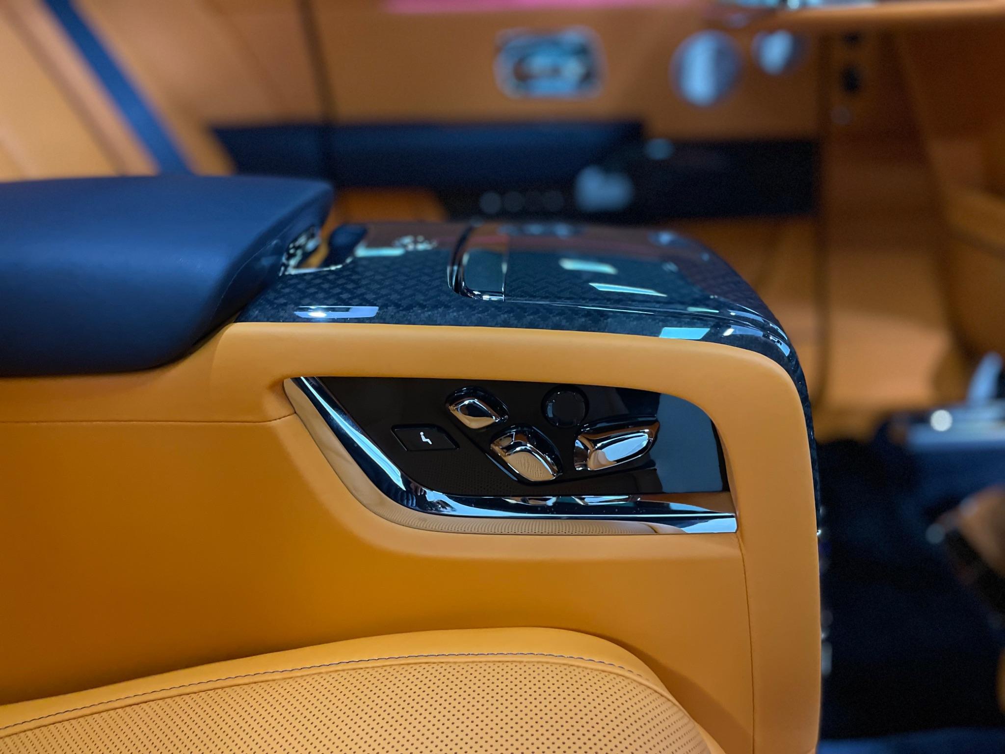 Rolls-Royce Cullinan view 22