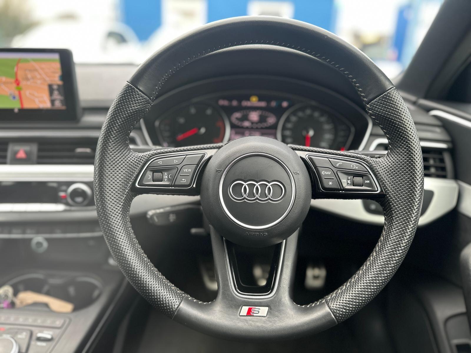 Audi A4 view 27