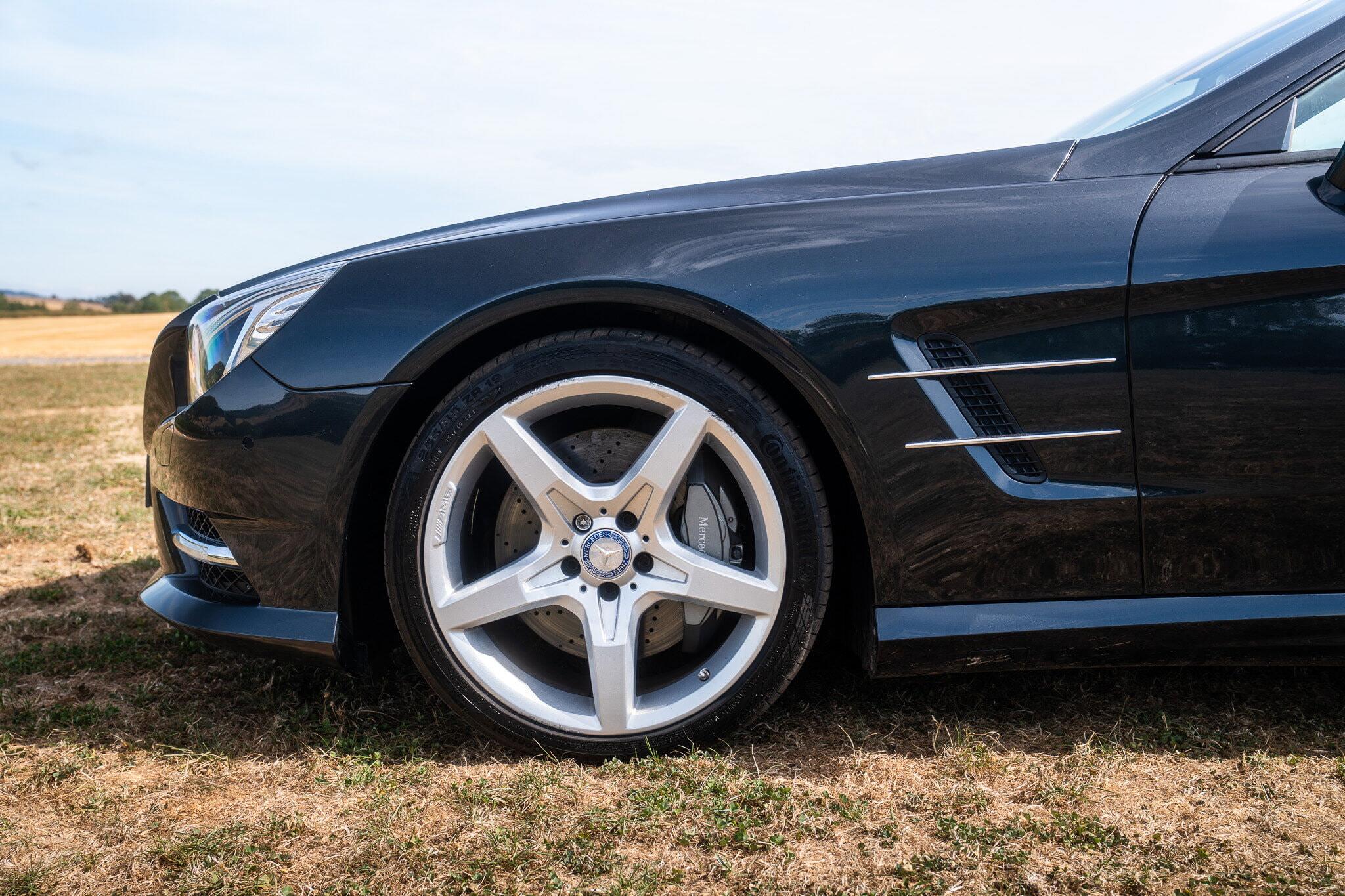 Mercedes-Benz SL view 20