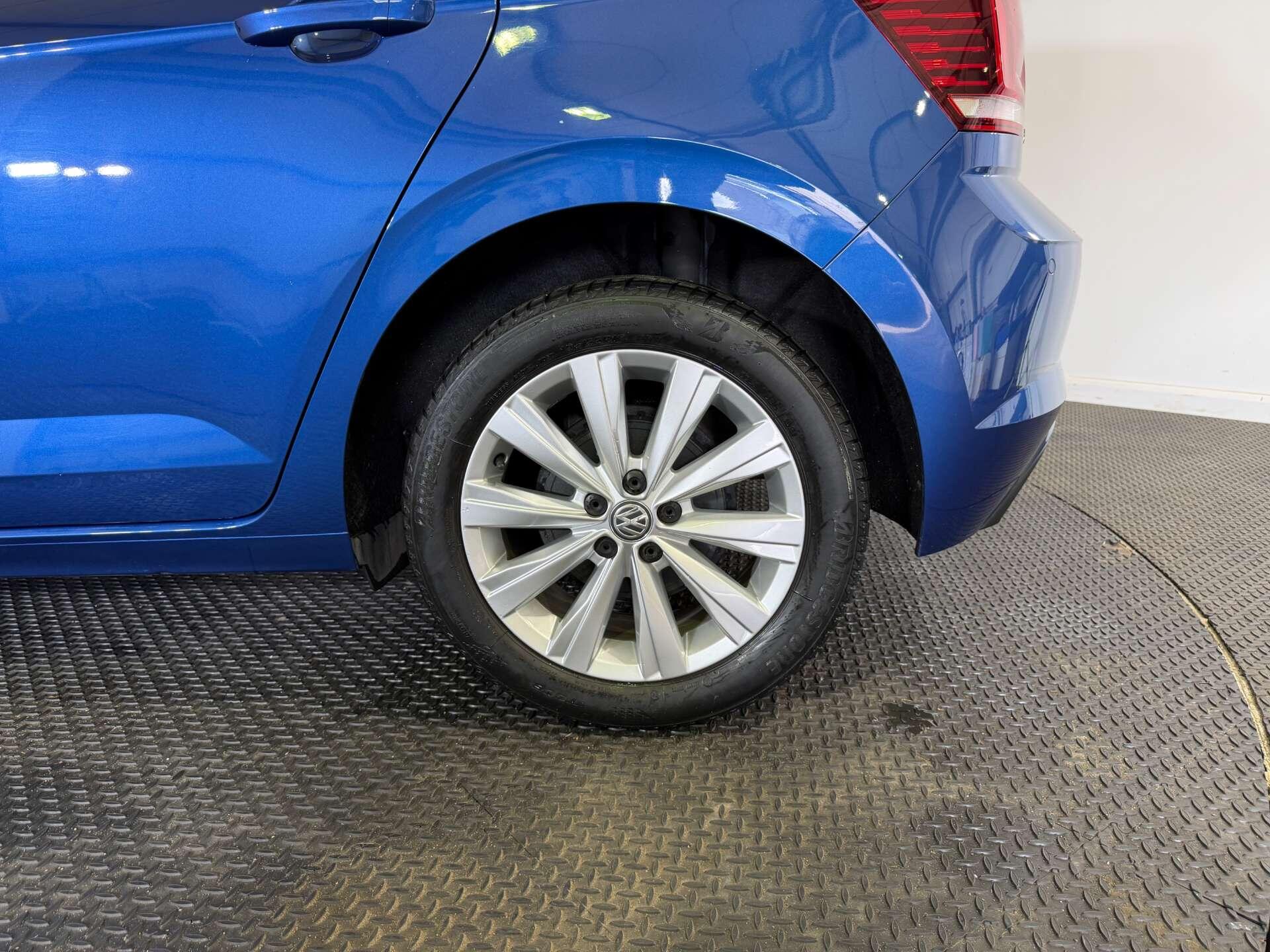 Volkswagen Polo view 53