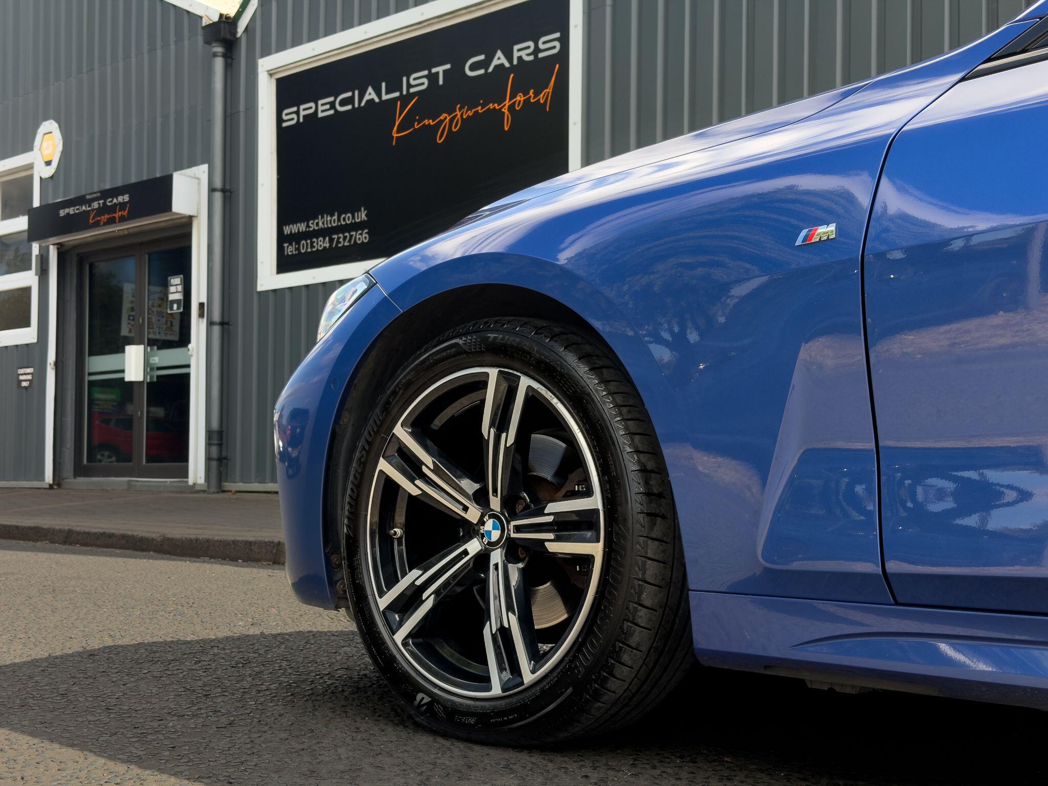 BMW 4 Series view 35