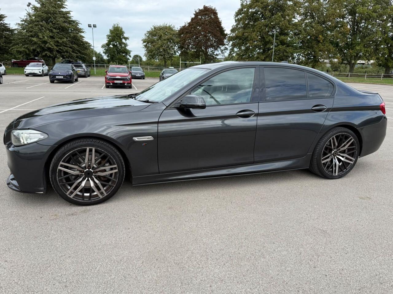 BMW 5 Series view 63