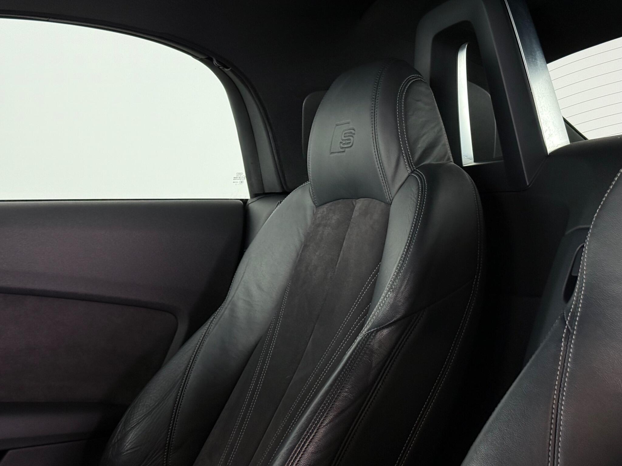 Audi TT view 35