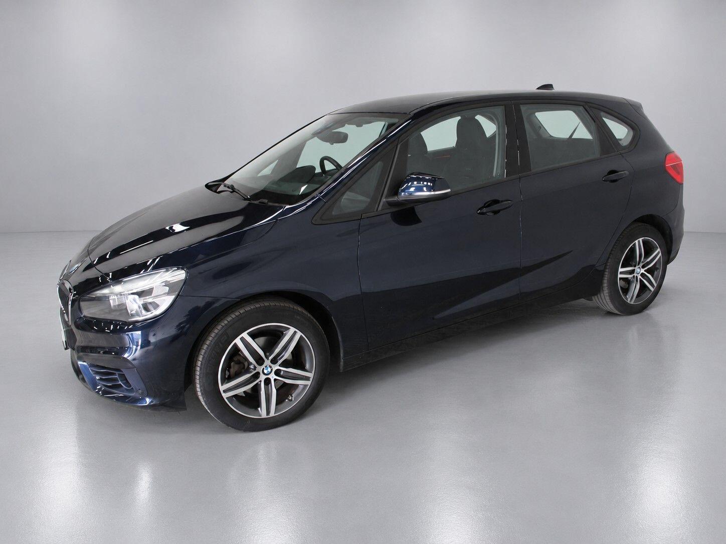 BMW 2 Series view 5