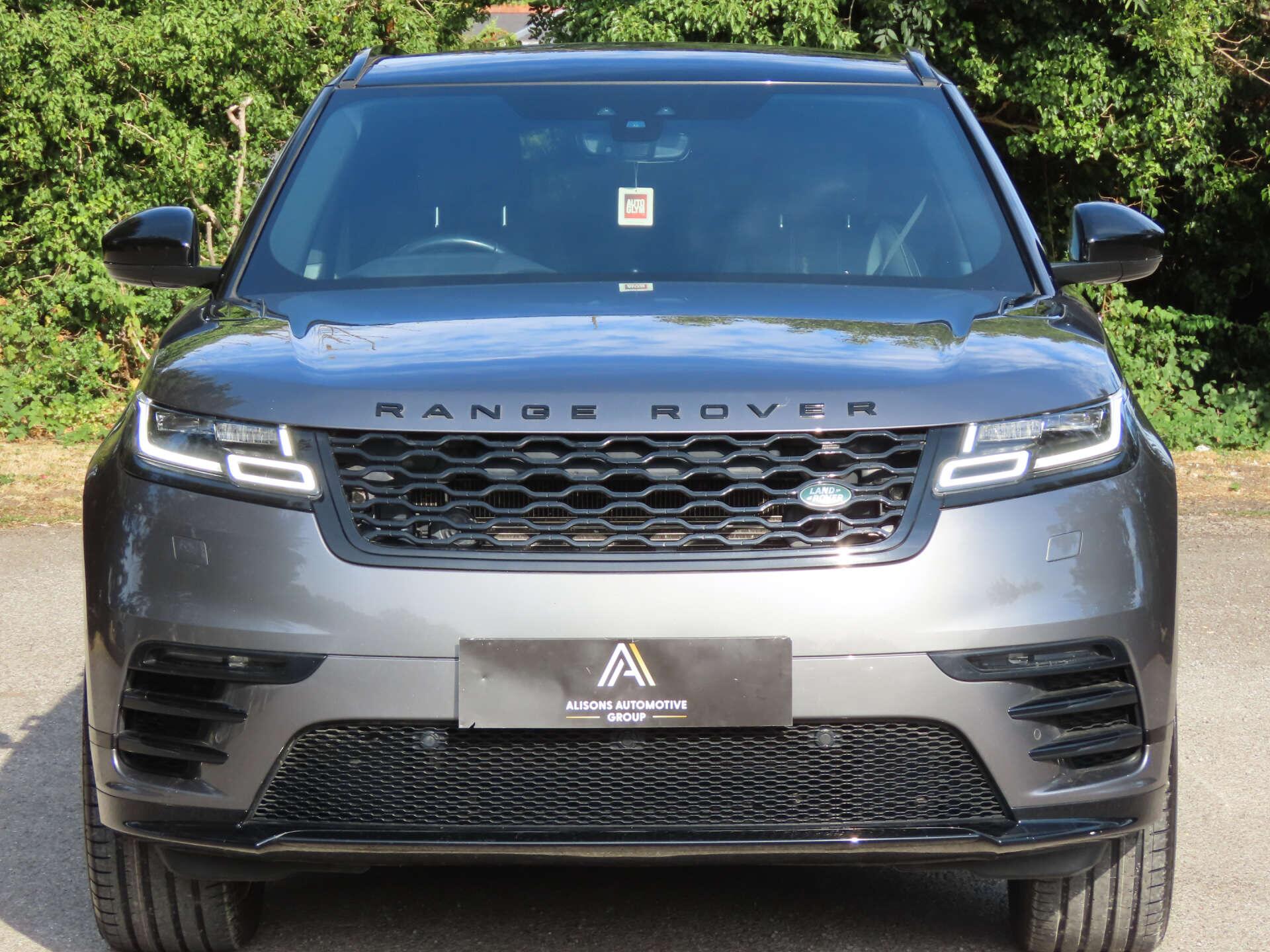 Land Rover Range Rover Velar view 2