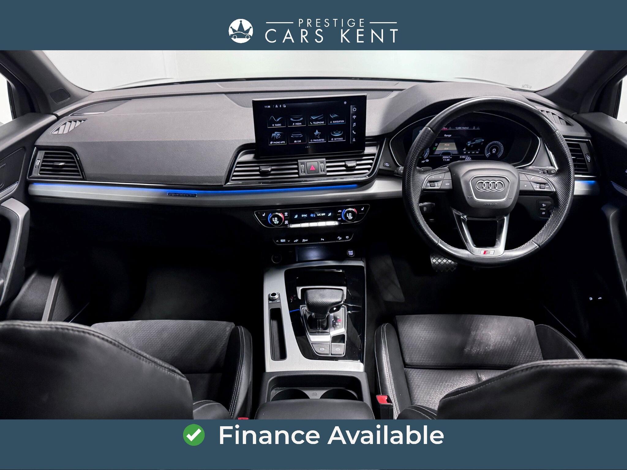 Audi Q5 view 2