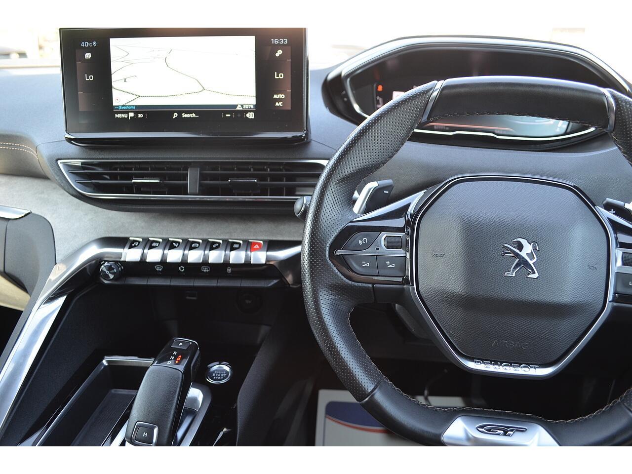 Peugeot 5008 view 18