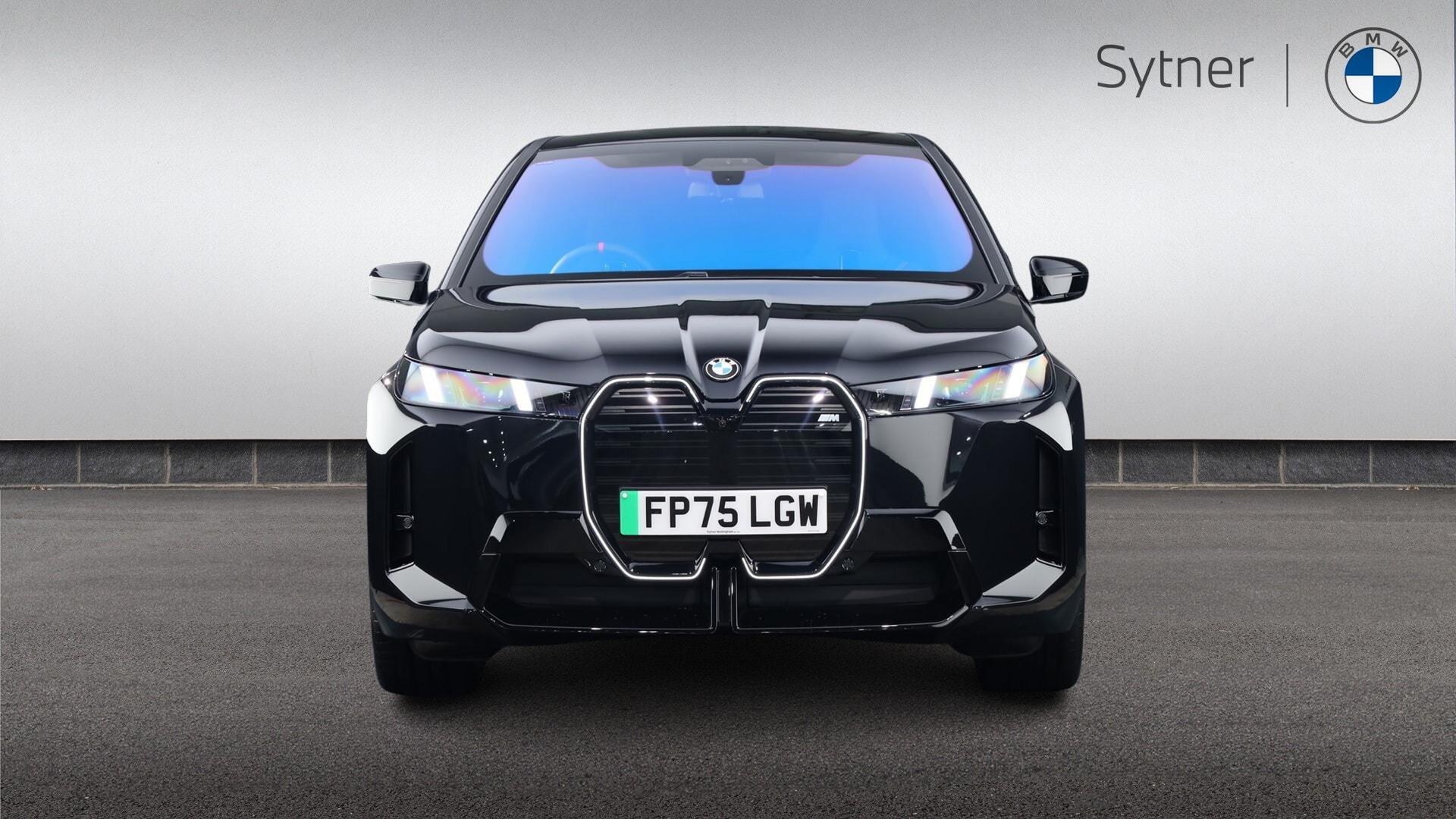 BMW Ix view 16