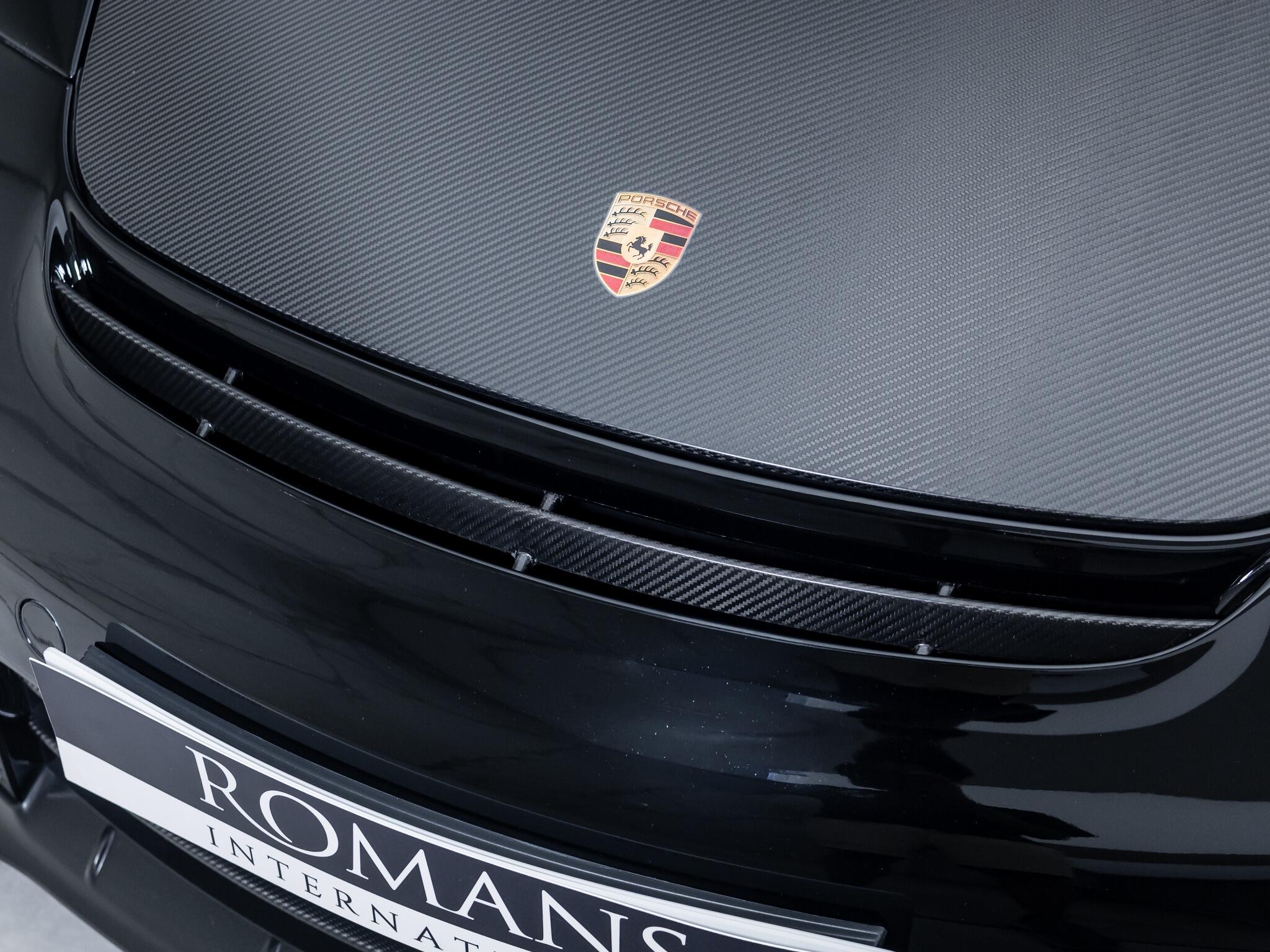 Porsche 911 view 37