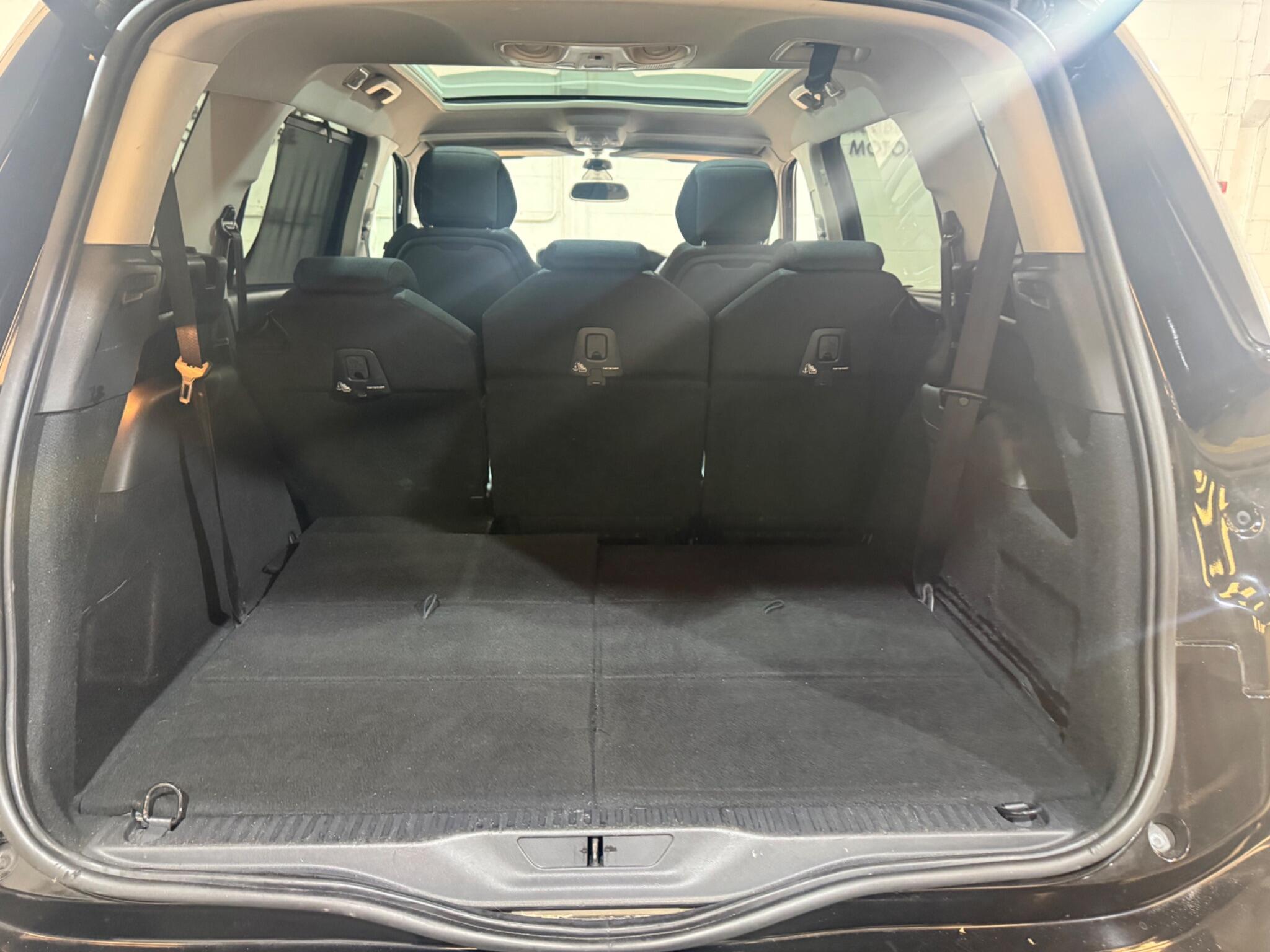 Citroen Grand C4 Picasso view 56