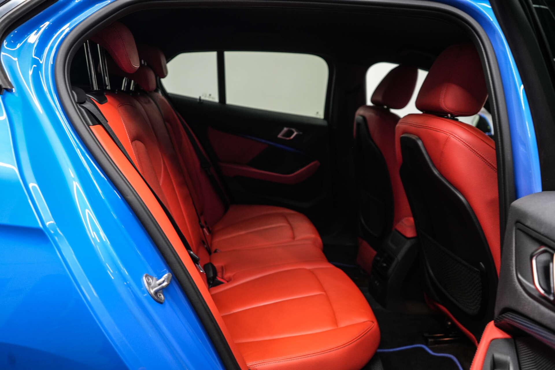 BMW 1 Series view 21