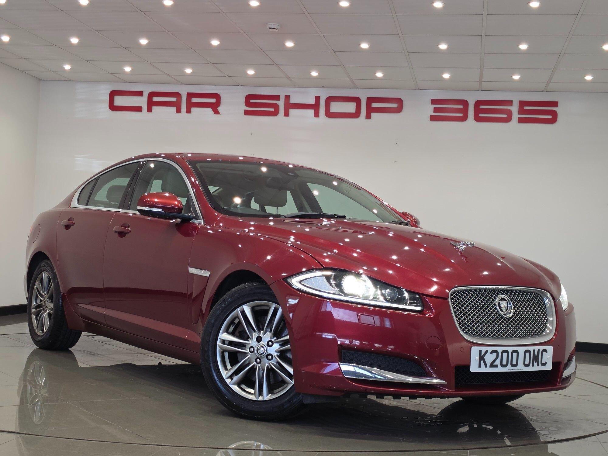 Jaguar XF view 10