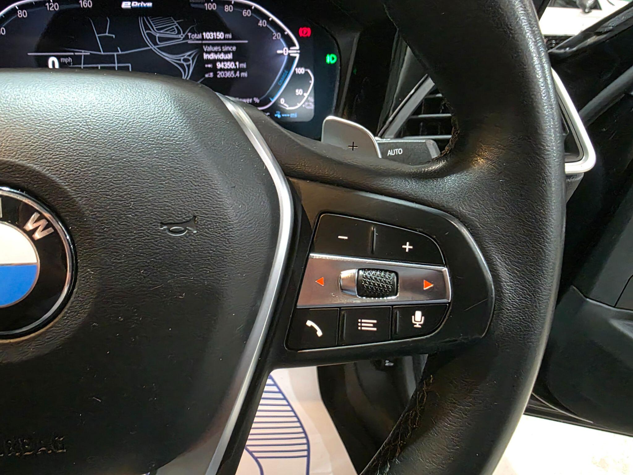 BMW 3 Series view 19