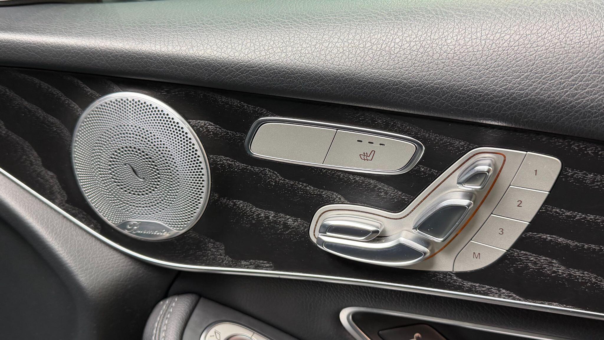 Mercedes-Benz GLC view 17