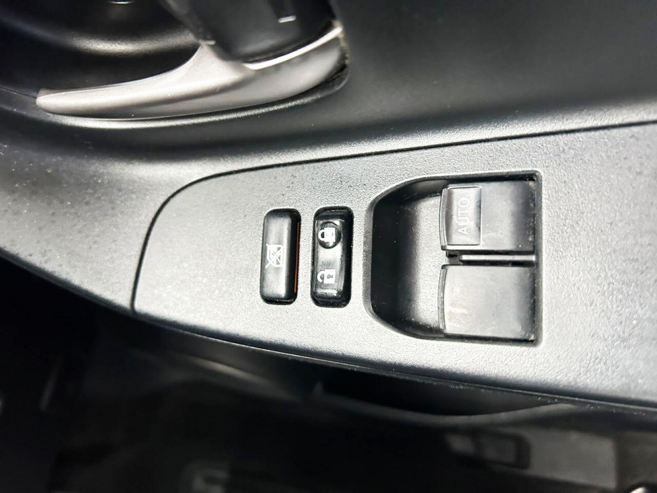 Toyota Yaris view 20