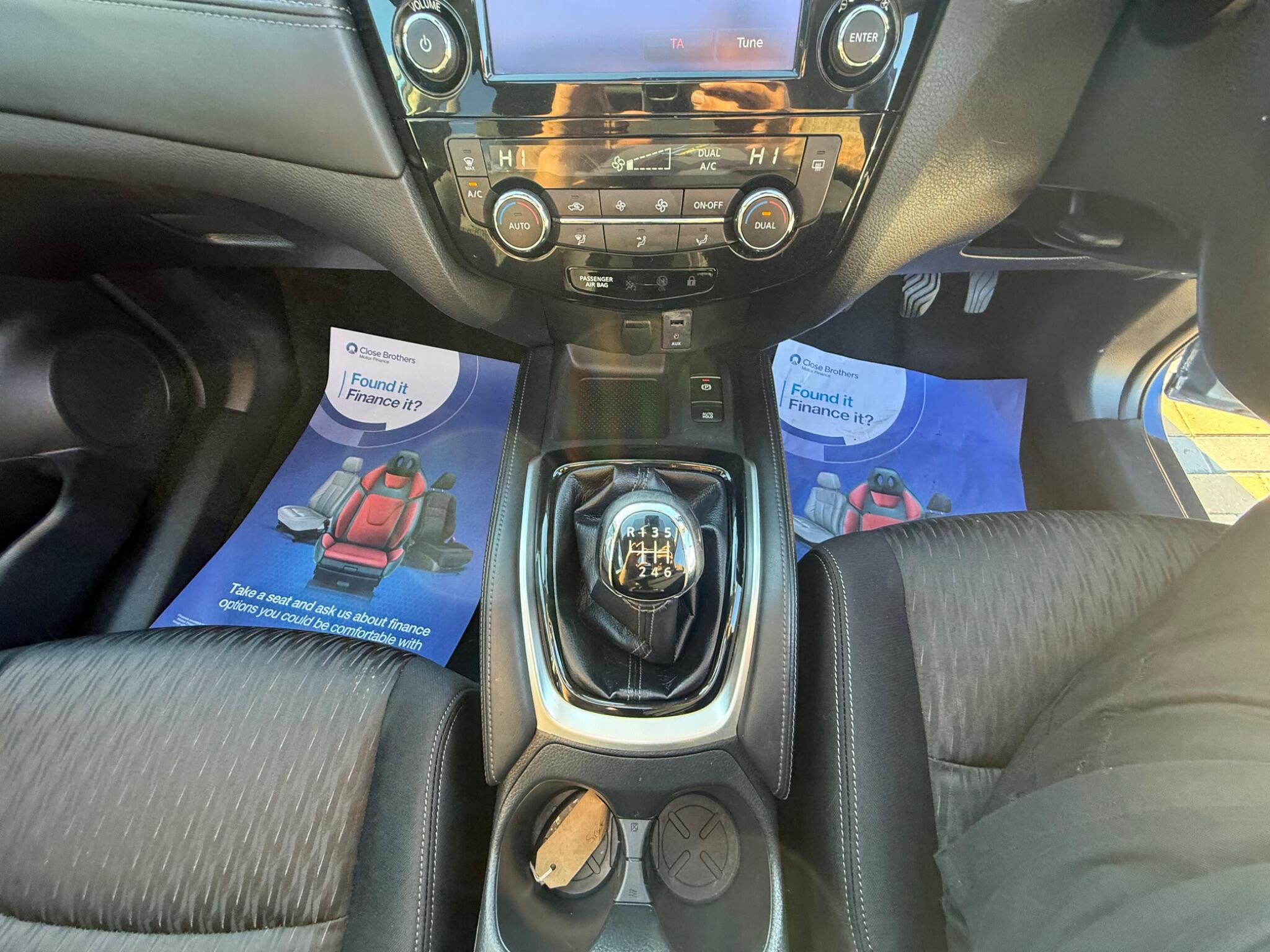 Nissan X-Trail view 34