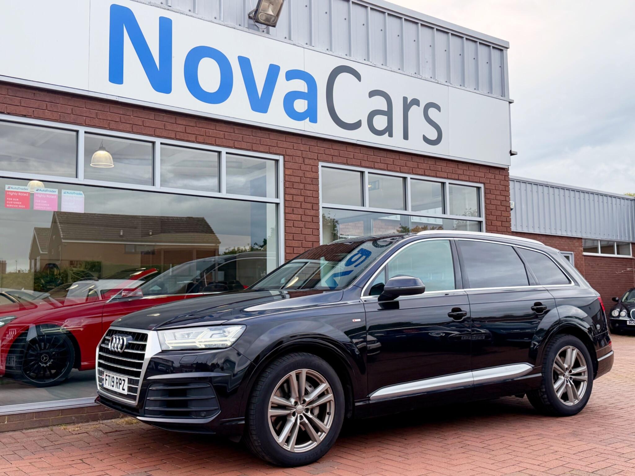 Audi Q7 view 93