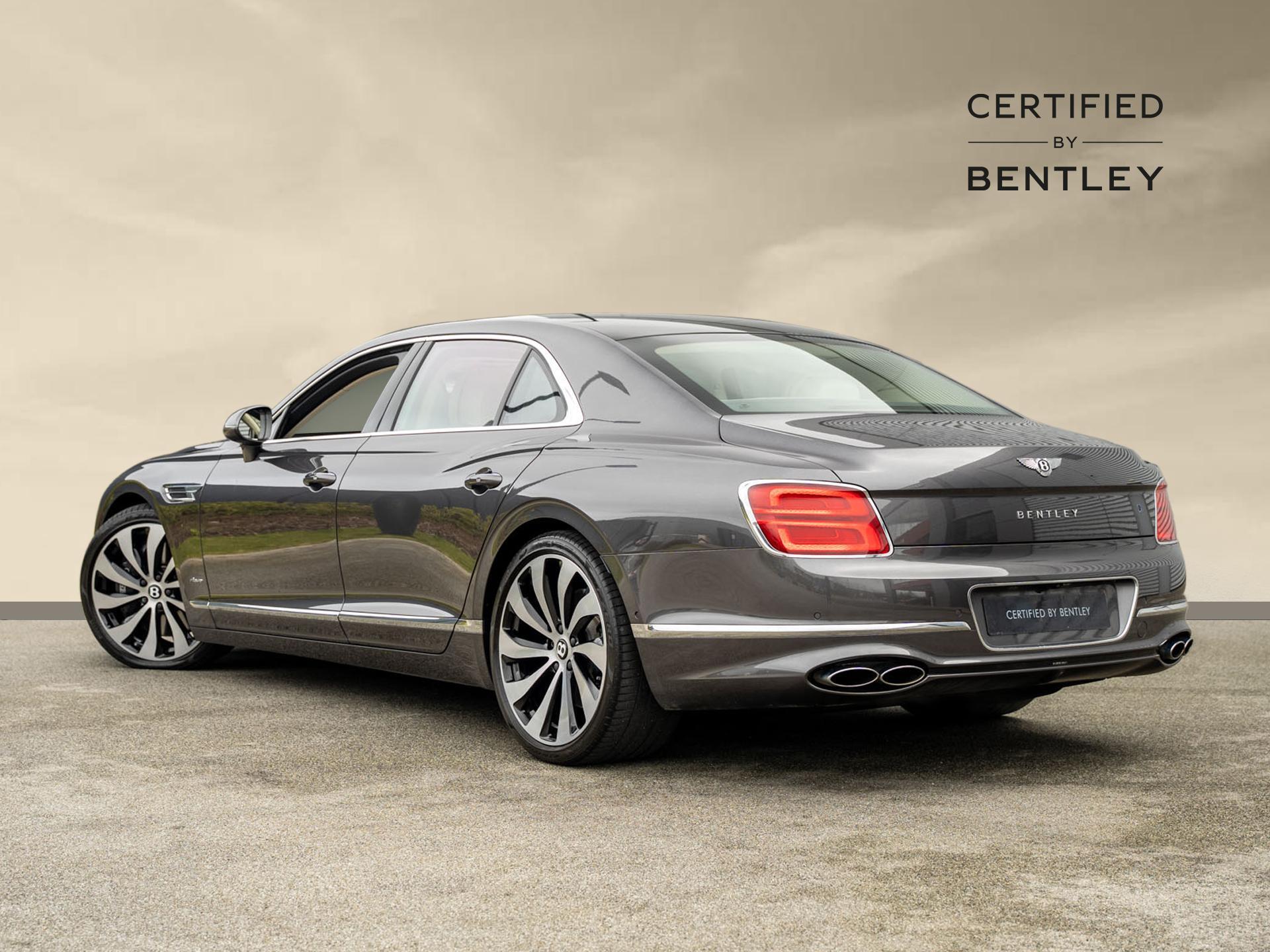 Bentley Flying Spur view 3