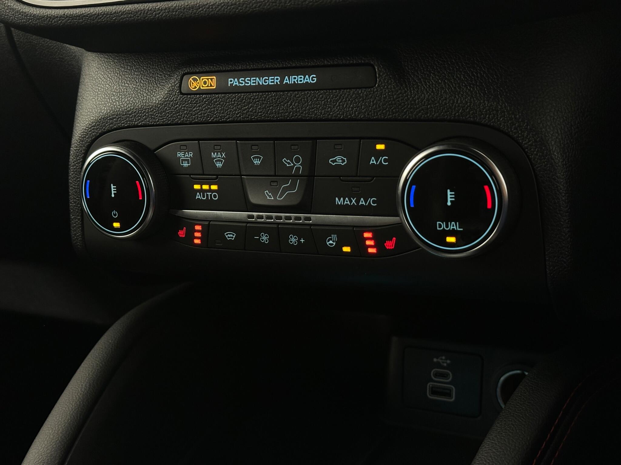 Ford Kuga view 21