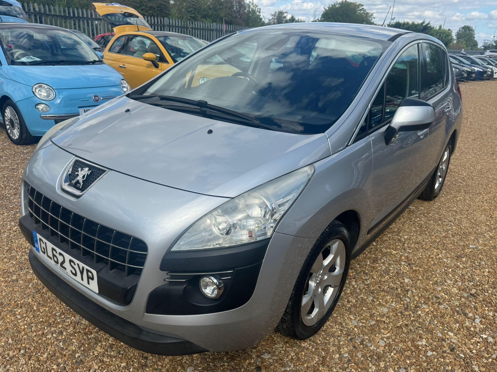 Peugeot 3008 view 3