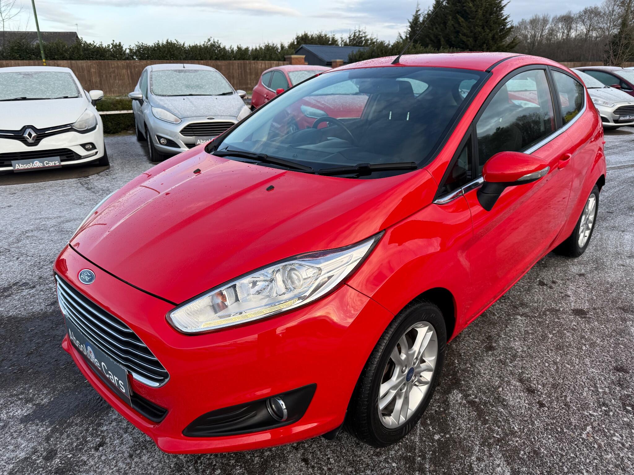 2016 Ford Fiesta 1.0T EcoBoost Zetec Euro 6 (s/s) 3dr • 50,135 miles image 3