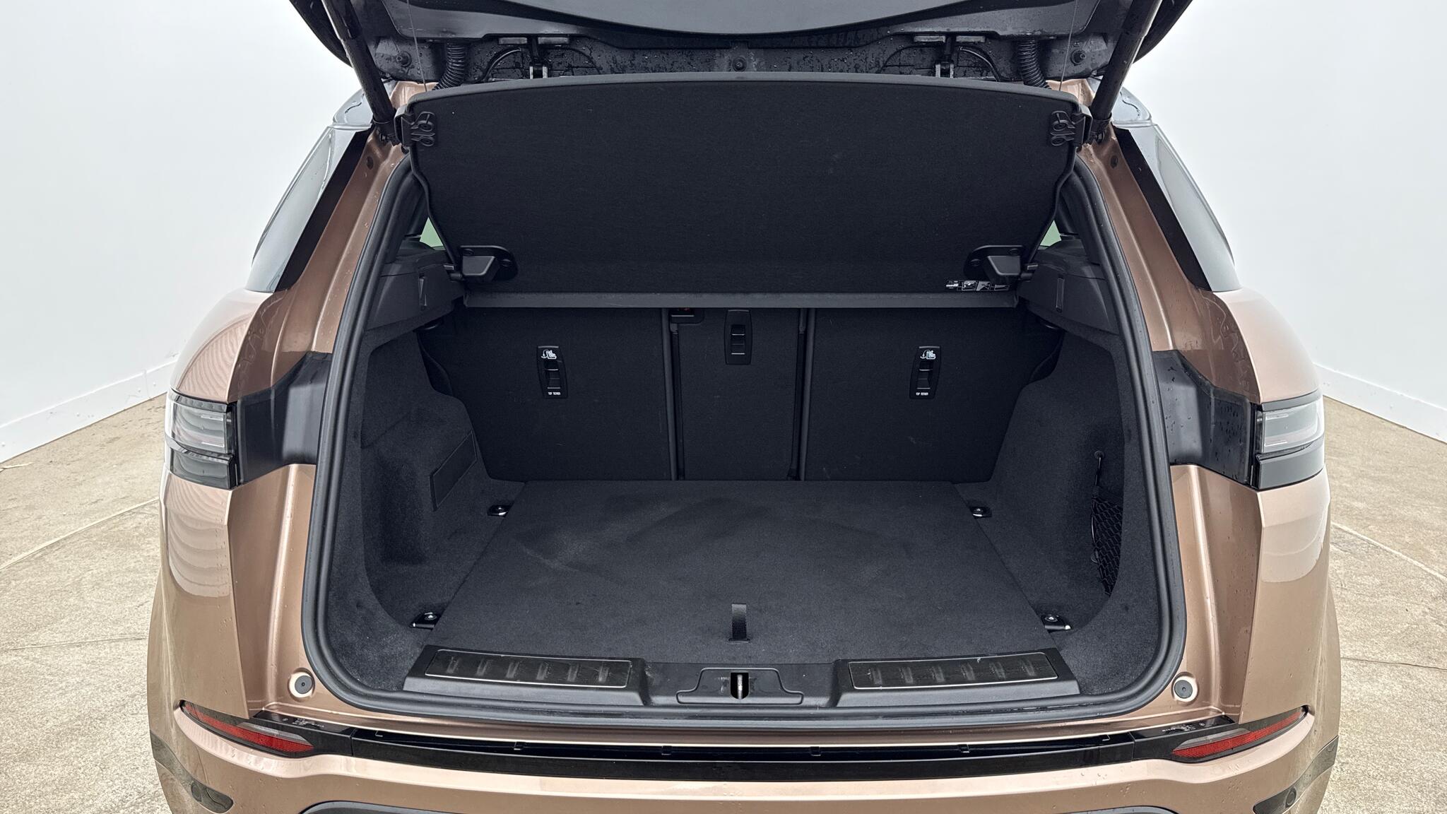 Land Rover Range Rover Evoque view 10