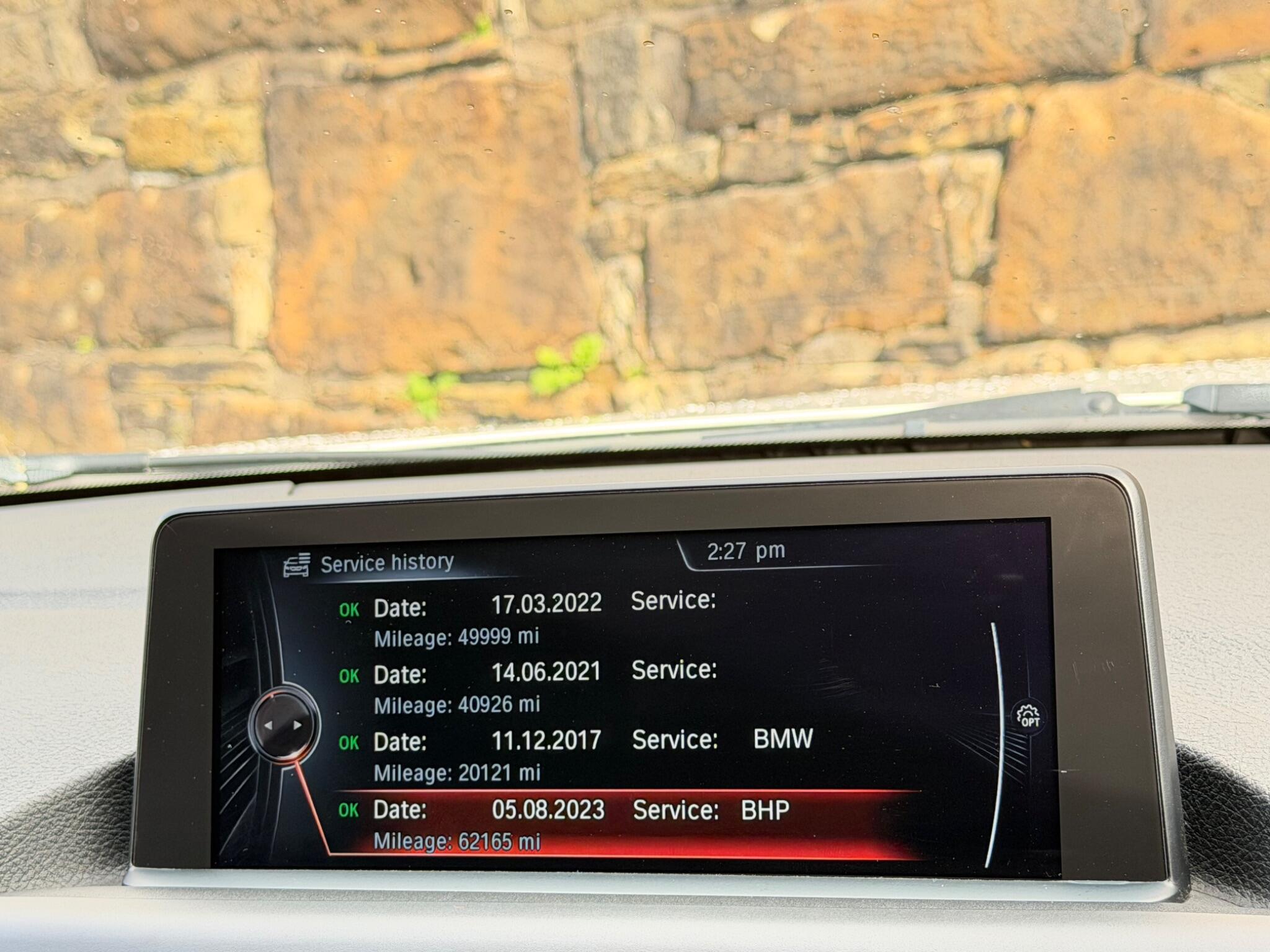 BMW 1 Series view 35