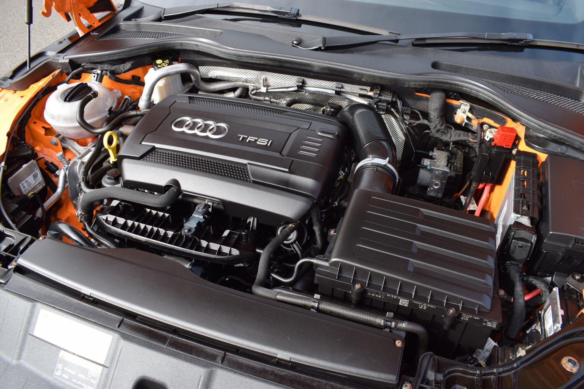Audi TT view 33