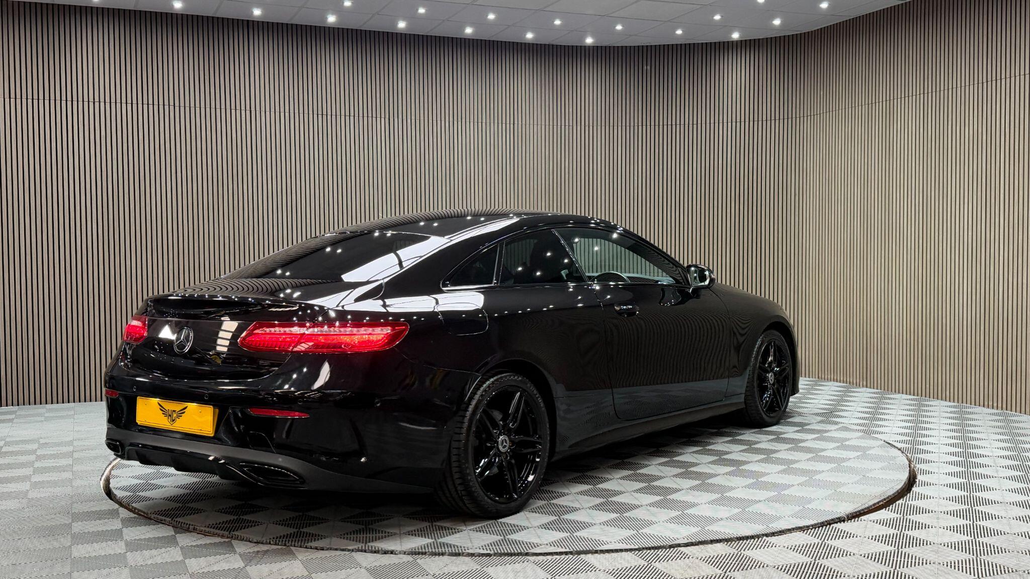 Mercedes-Benz E-Class view 7