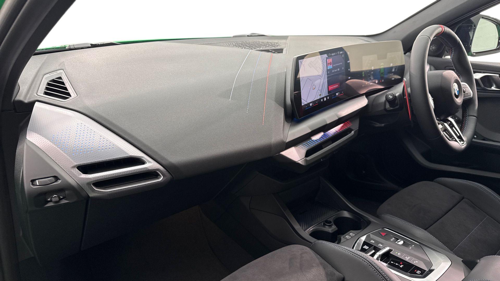 BMW 1 Series view 7