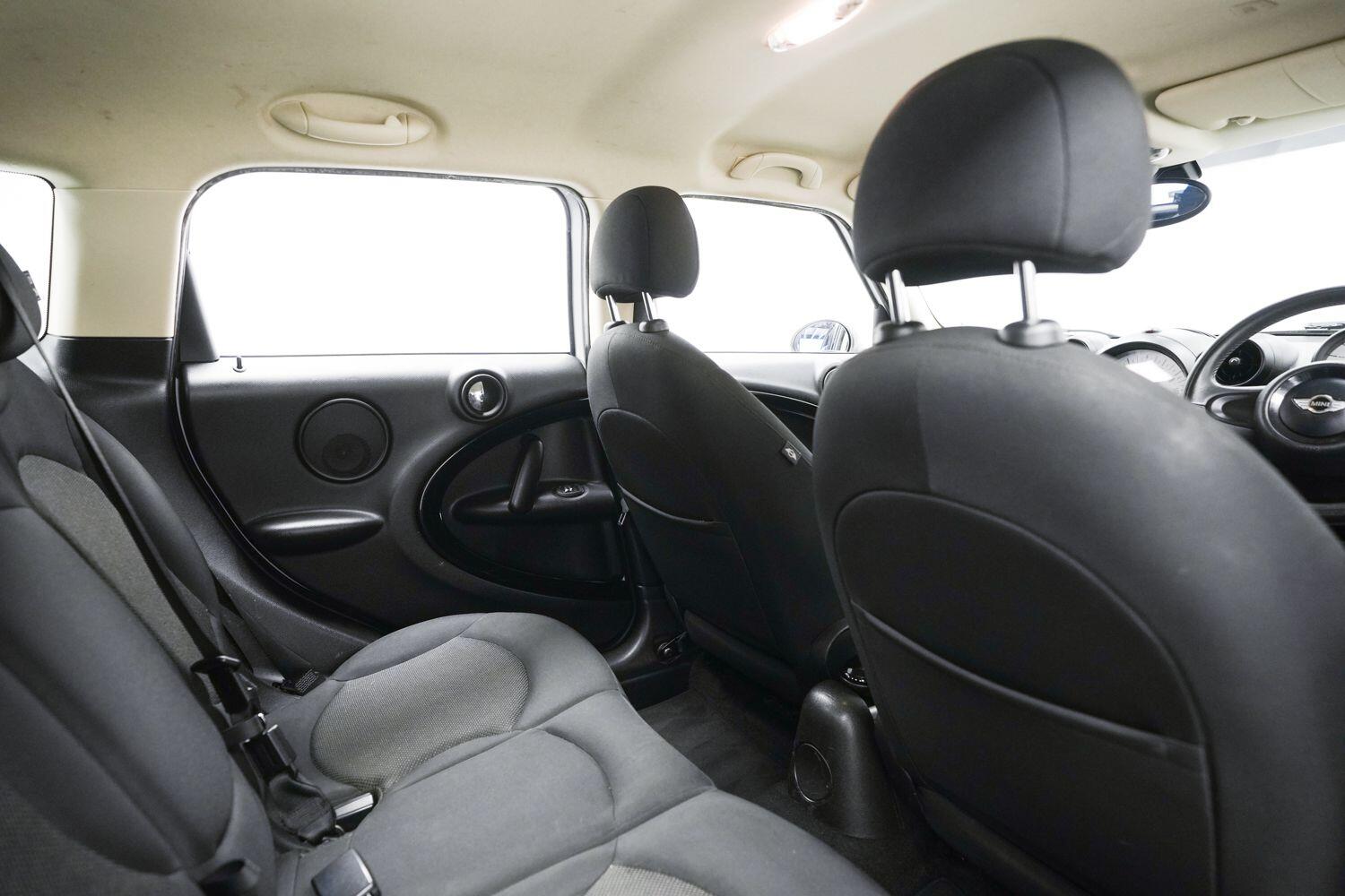 MINI Countryman view 12
