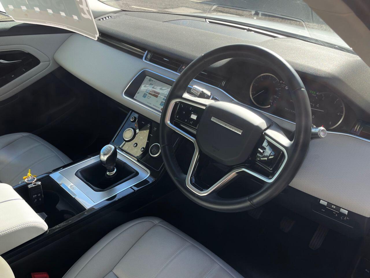 Land Rover Range Rover Evoque view 8