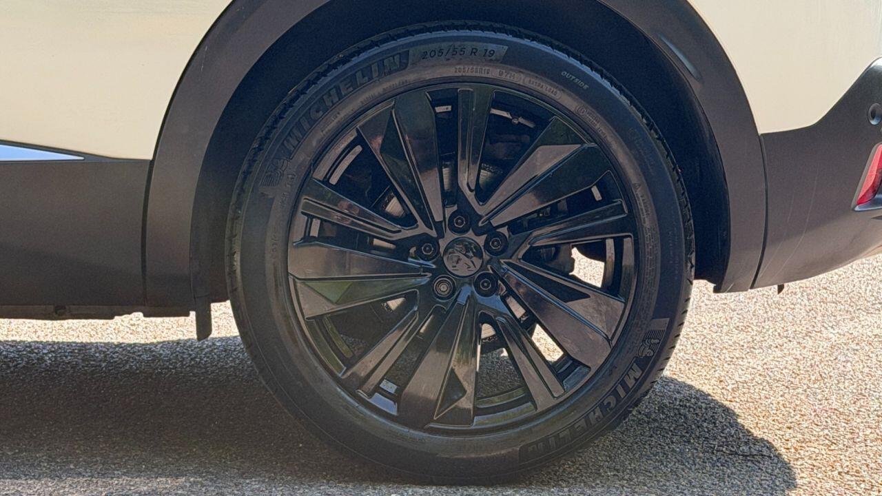 Peugeot 3008 view 35