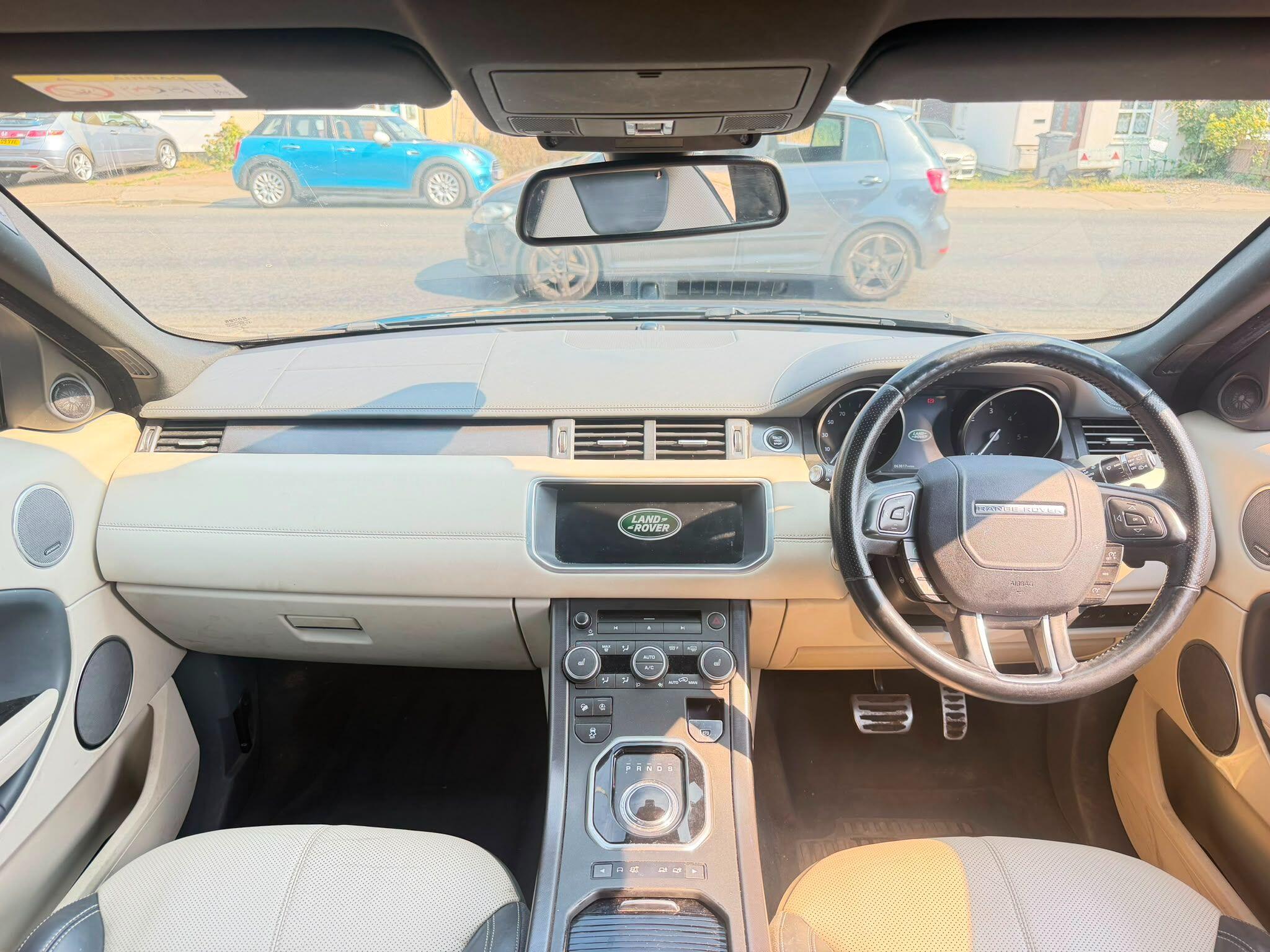 Land Rover Range Rover Evoque view 11