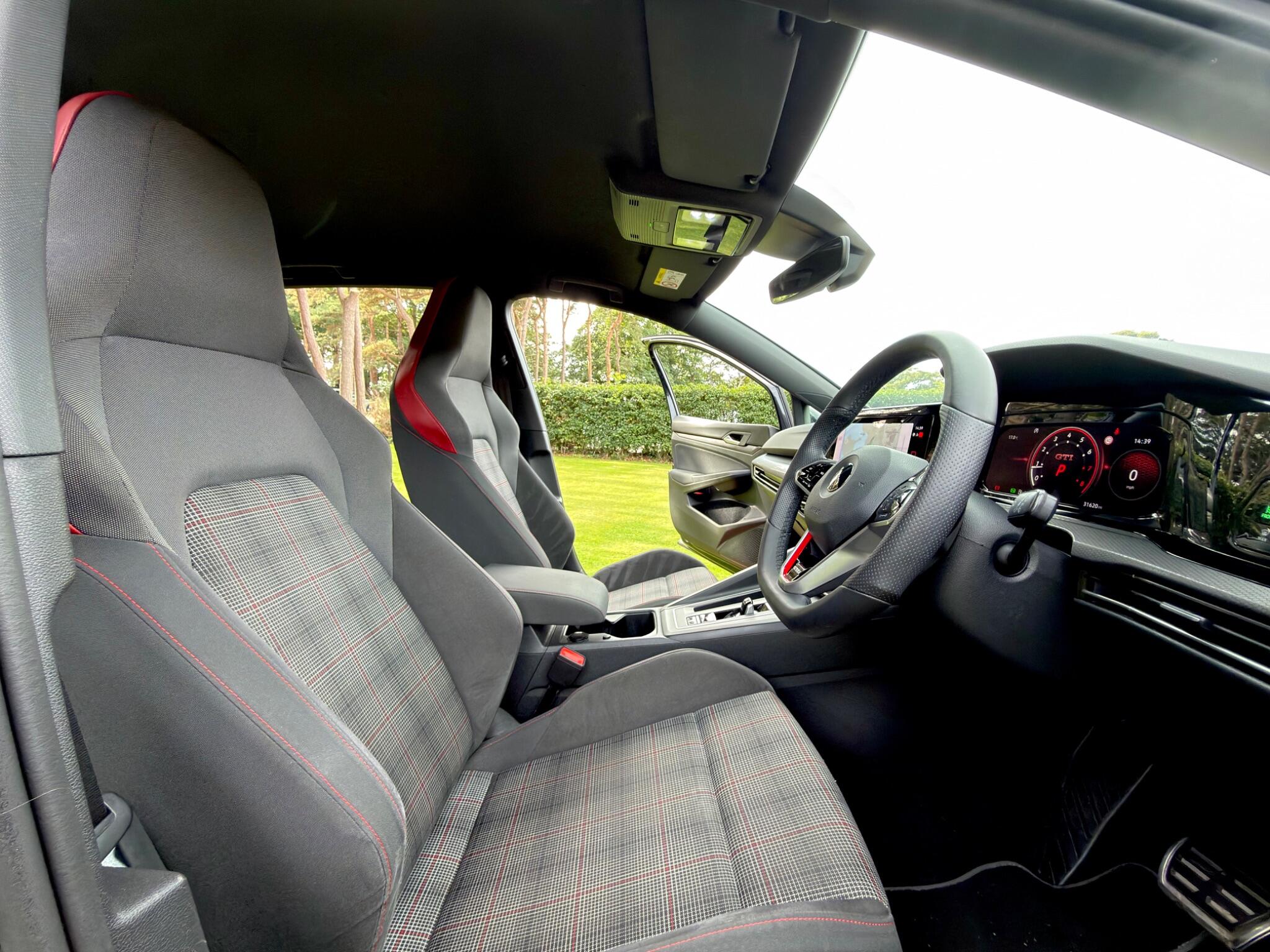 Volkswagen Golf view 24