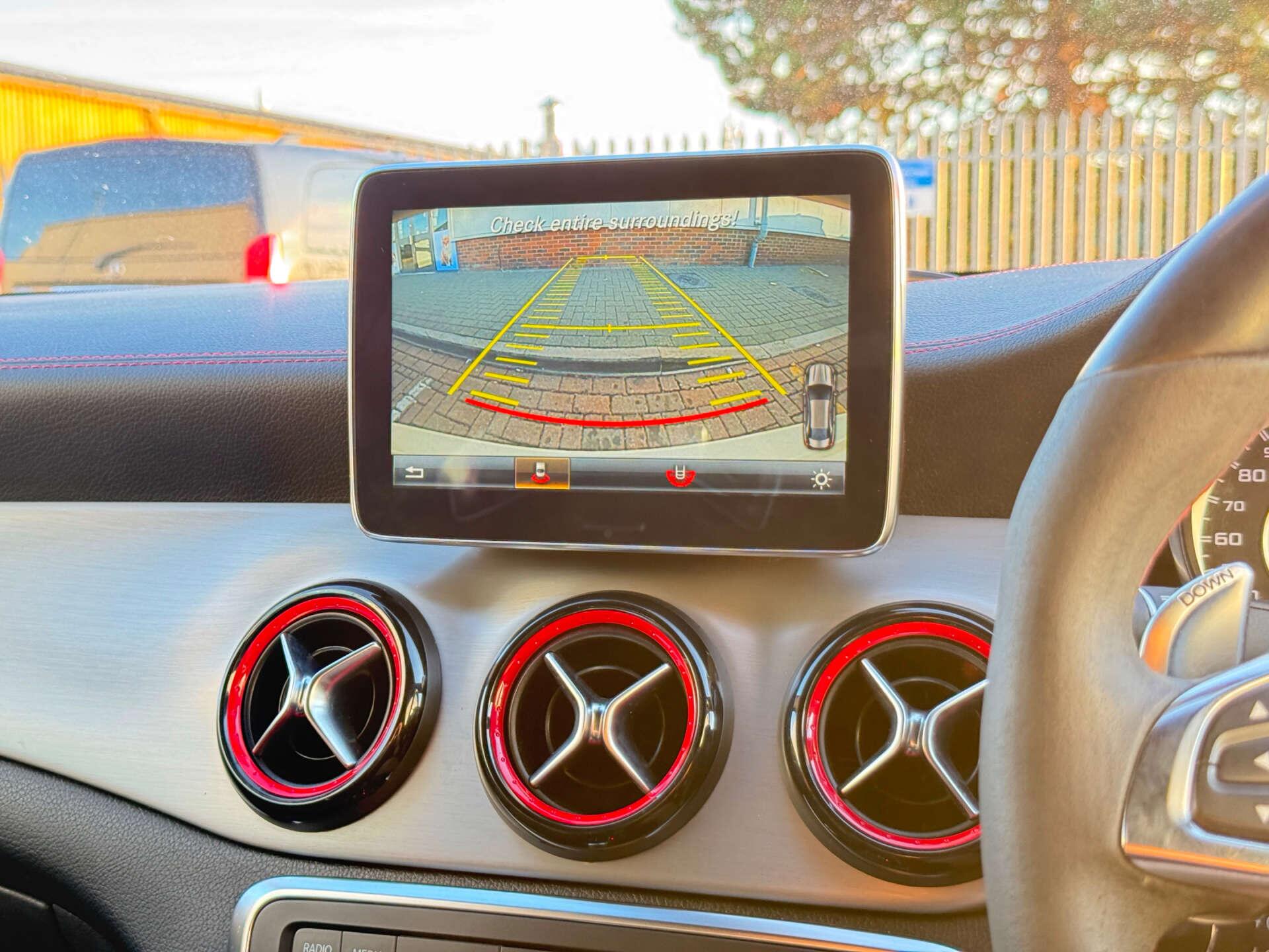 Mercedes-Benz Cla view 71