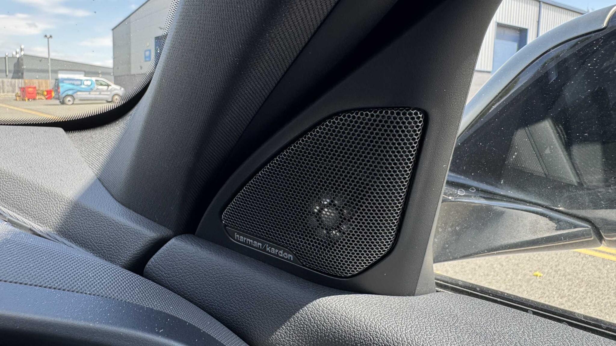 BMW 1 Series view 39
